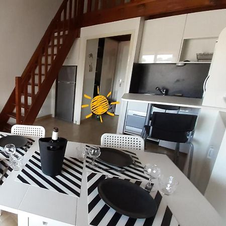 Appartement Terrasse Vue Mer, Plage Gorguette A 1 Minute A Pied, Wifi,Clim Parking Collectif 滨海萨纳里 外观 照片