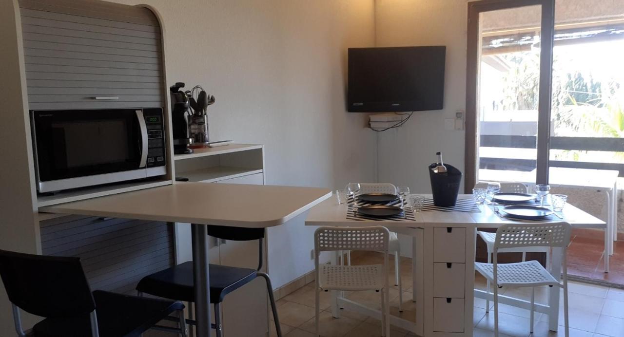 Appartement Terrasse Vue Mer, Plage Gorguette A 1 Minute A Pied, Wifi,Clim Parking Collectif 滨海萨纳里 外观 照片